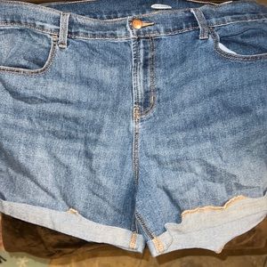 Old navy jean shorts size 18